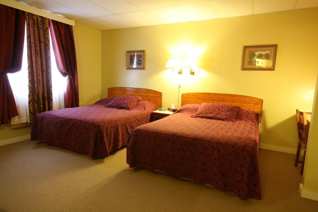 Villa Maria Country Inn Acheson Exteriör bild